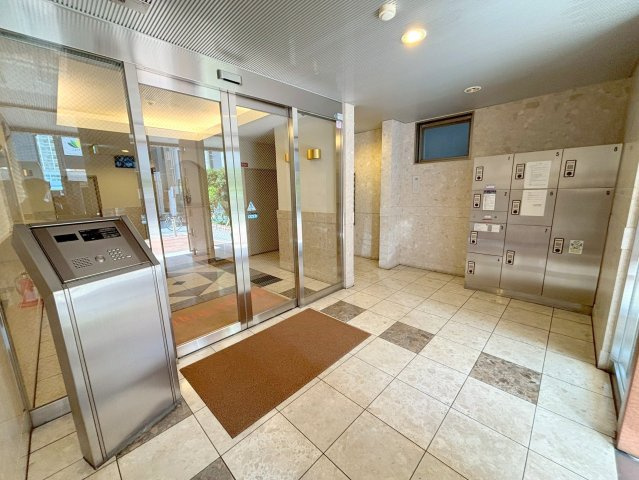 サンパティークのロビー