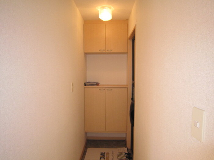 キャッスル コンフォート B棟の玄関