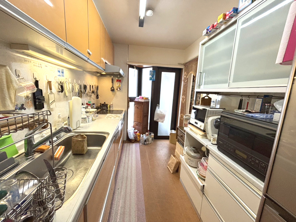 フローラ御影山手A棟のキッチン|きれいなキッチンです