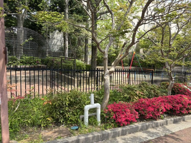 フローラ御影山手A棟のその他|公園