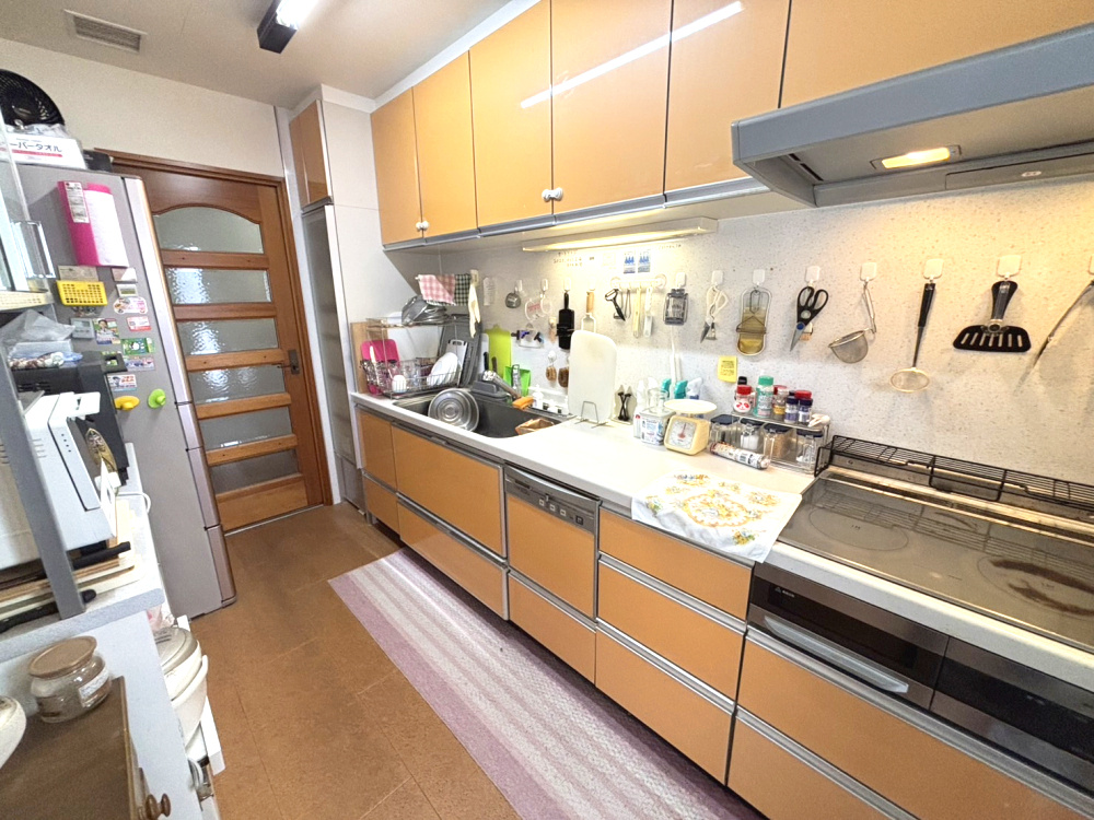 フローラ御影山手A棟のキッチン|お料理しやすいキッチンです