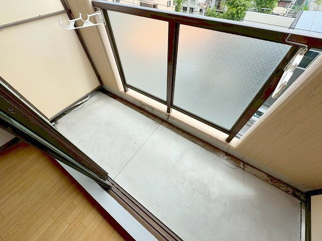 リアライズ西淡路のバルコニー