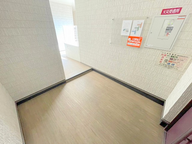 コスモクレスト柴島のロビー
