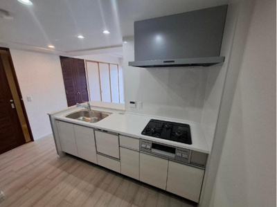 【キッチン】 | クレスタ富田林グランツィオ | 広々システムキッチン