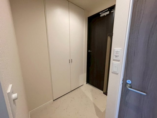 パークイーストの玄関