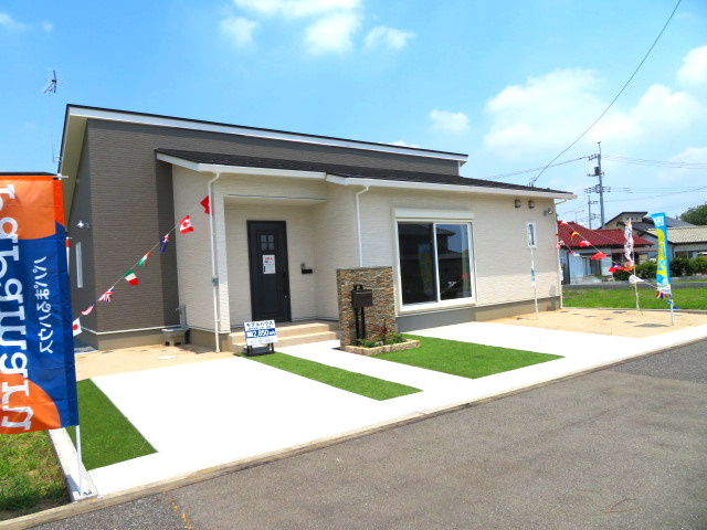 高崎市吉井町本郷（全1棟）1号棟の駐車場