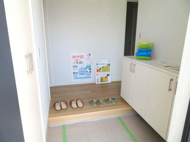 高崎市吉井町本郷（全1棟）1号棟の玄関