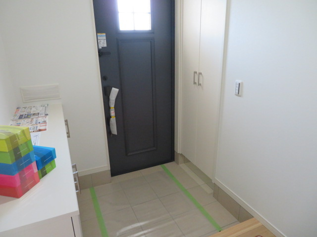 高崎市吉井町本郷（全1棟）1号棟の玄関