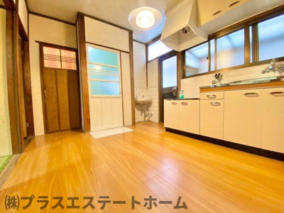 【居間・リビング】 | 東藤江1丁目 戸建