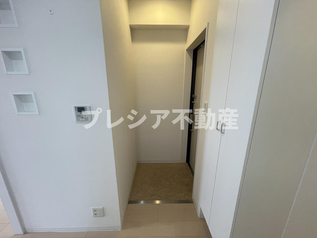 新和ルミエールの玄関