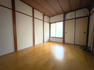 【洋室】 | 四条畷市雁屋北町　中古テラス