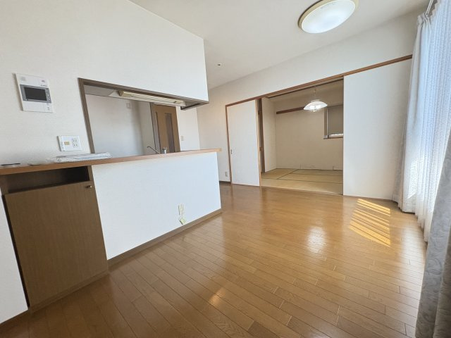 プレステージ西明石Ⅸの居間・リビング