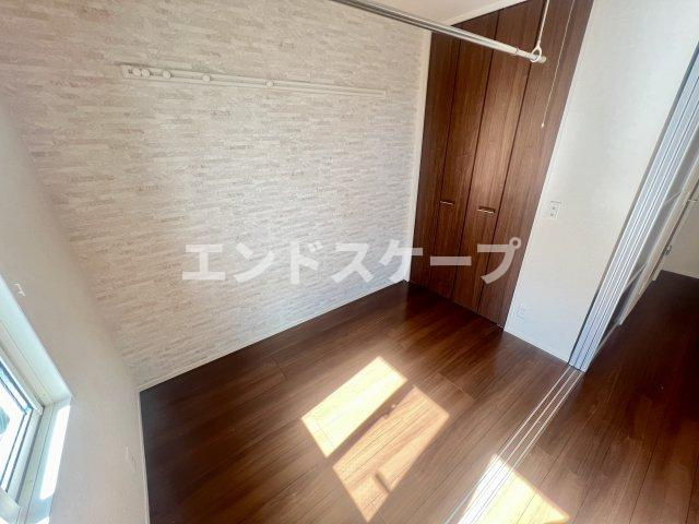 エタルナ倉賀野の洋室|高崎、前橋、伊勢崎エリアのお部屋探しはエンドスケープまで！お客様の理想お聞かせ下さい♪
内装の色味が画像と異なる場合がございます。