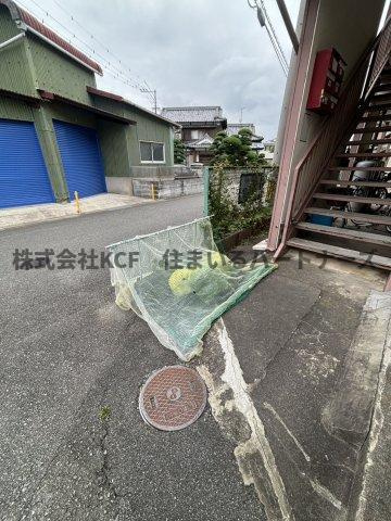野中ハイツの駐車場
