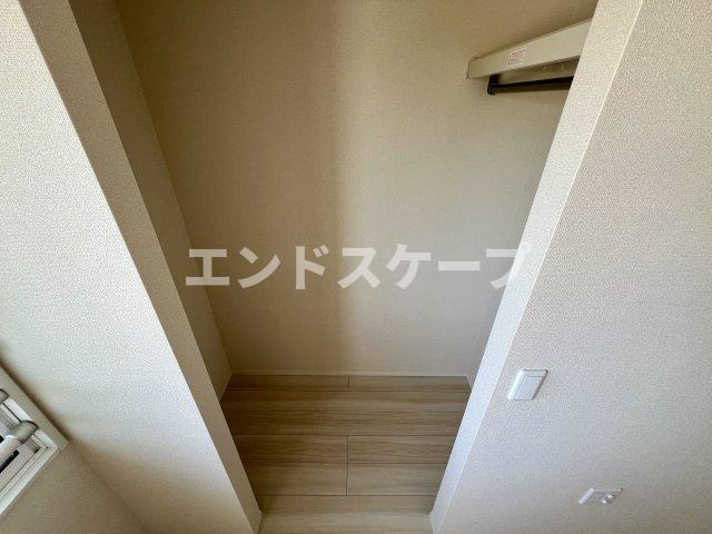 サラ スリールの収納|高崎、前橋、伊勢崎エリアのお部屋探しはエンドスケープまで！お客様の理想お聞かせ下さい♪
