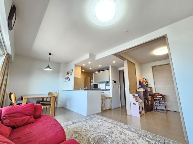 【居間・リビング】の画像