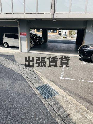 仲介手数料0円！アヴニール弁天の駐車場