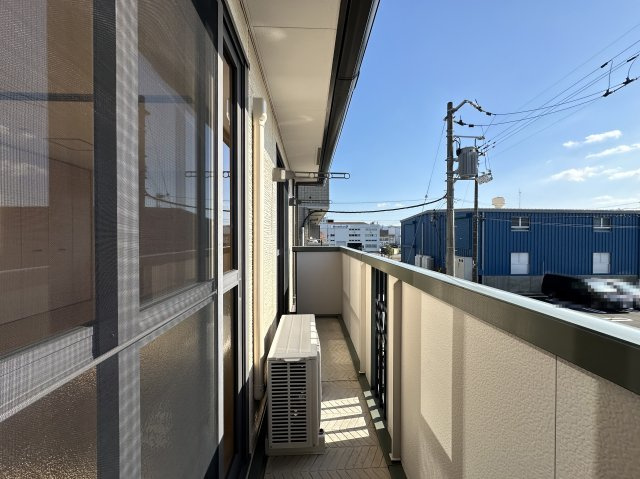 リヴェール北御座 A棟のバルコニー