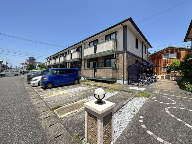 リヴェール北御座 A棟