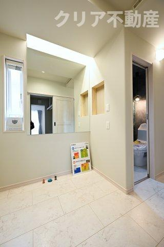 【独立洗面台】 | スマート・ワン シティ 太田市龍舞町 | 大きな1枚鏡の洗面所です！