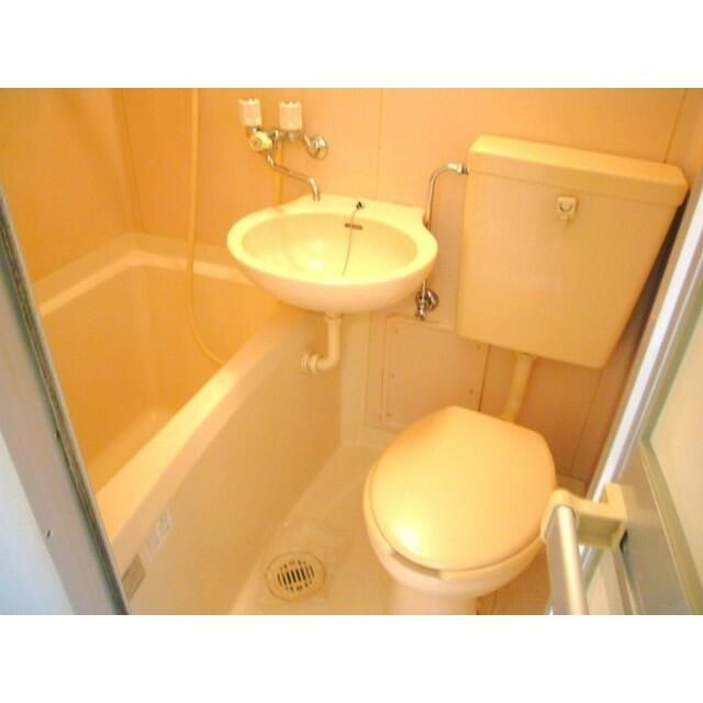 メゾン久米川の浴室