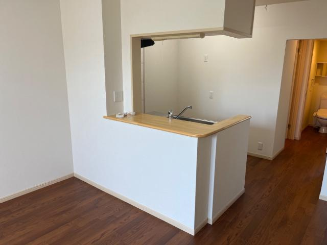 メゾン・レ・アールの居間・リビング|リビング