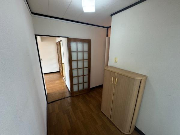 【玄関】 | 香里三井住宅Ａ7棟 | 玄関