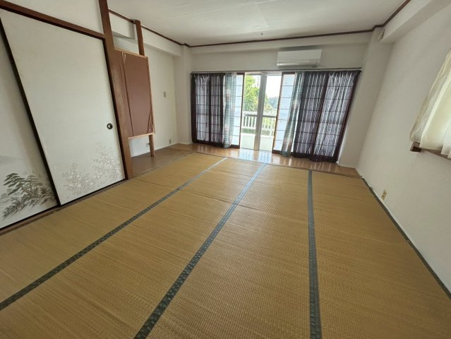 勝浦市松部　ペンションの和室