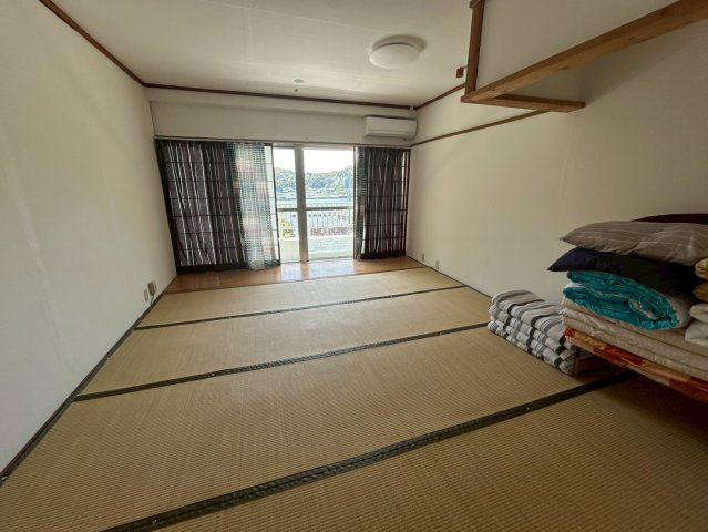 勝浦市松部　ペンションの和室