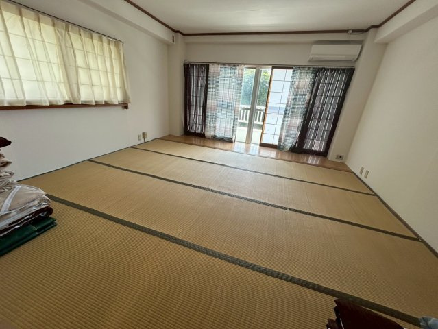 勝浦市松部　ペンションの和室