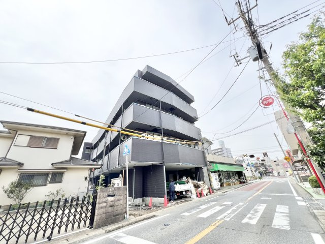 Fortitudo四街道のエントランス