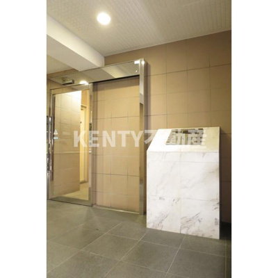 【ロビー】 | ヴィラ南蒲田 | 毎日通るロビーはこのようになっています