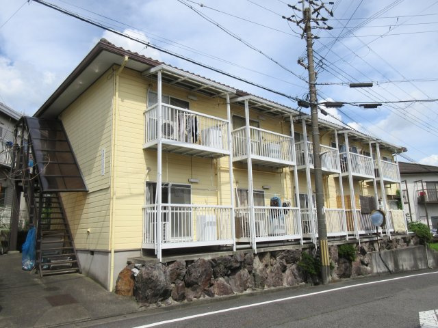 アスティックハイツの外観|落ち着いた雰囲気の外観です