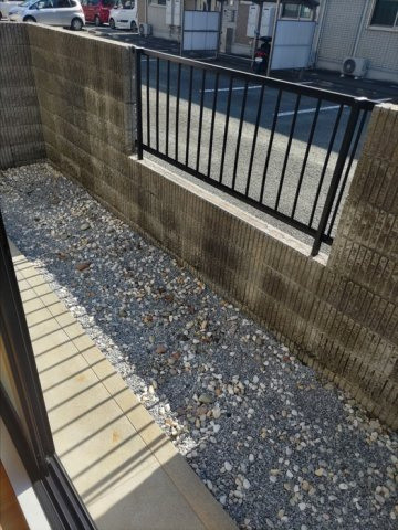 レーベンパレス A棟の庭