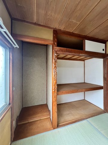 東垂水２丁目貸家の収納