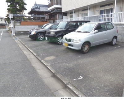 【駐車場】 | アベニュー春日