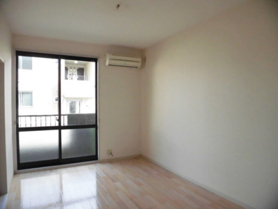 【居間・リビング】 | レーベンパレス B棟