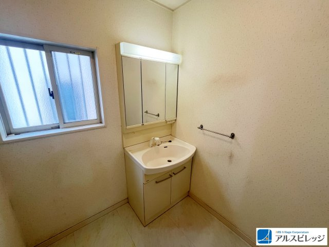 中古戸建／新座市野火止8丁目の独立洗面台