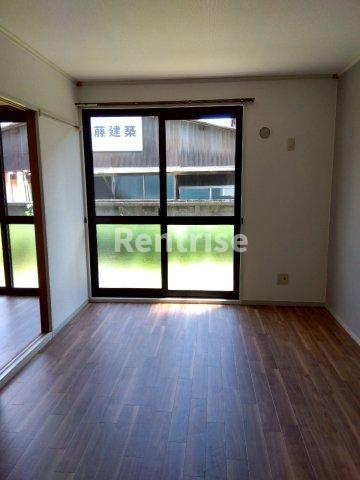 ハイツミニオンの居間・リビング