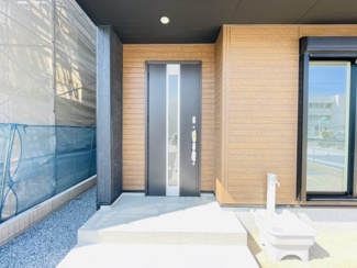 【エントランス】