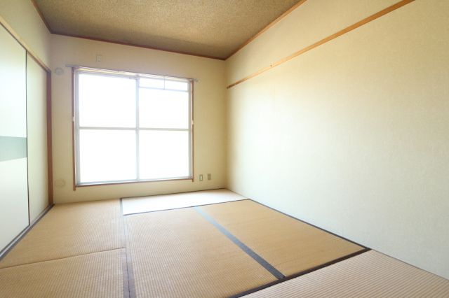 チェリーハイツの和室