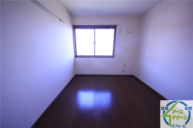 品川様タウンハウスの洋室