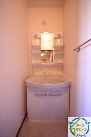 品川様タウンハウスの洗面所