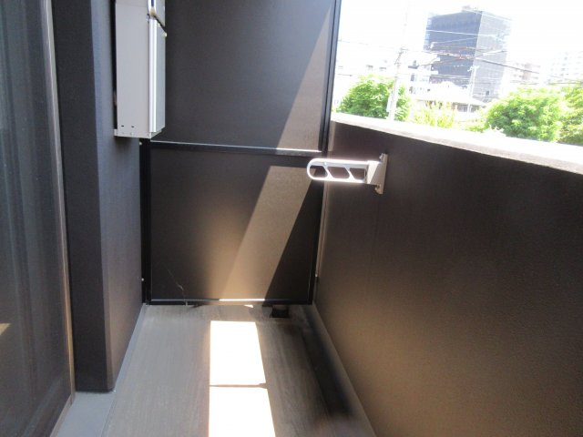 クラブメゾン明石樽屋町のバルコニー