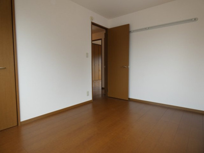 【洋室】 | クレストB | 6帖寝室