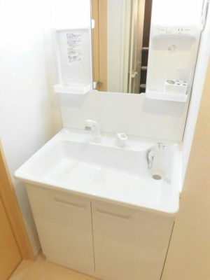 【洗面所】 | 山桜 | コンパクトで使いやすい洗面所