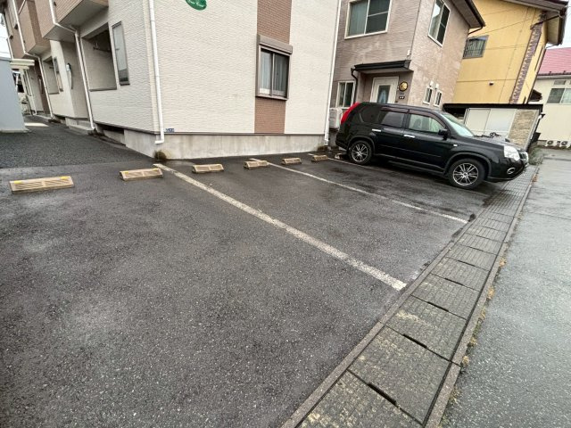 ディアコートの駐車場