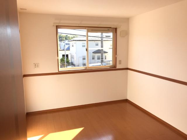 ヴィラ・サンライトⅠの内装|南洋間