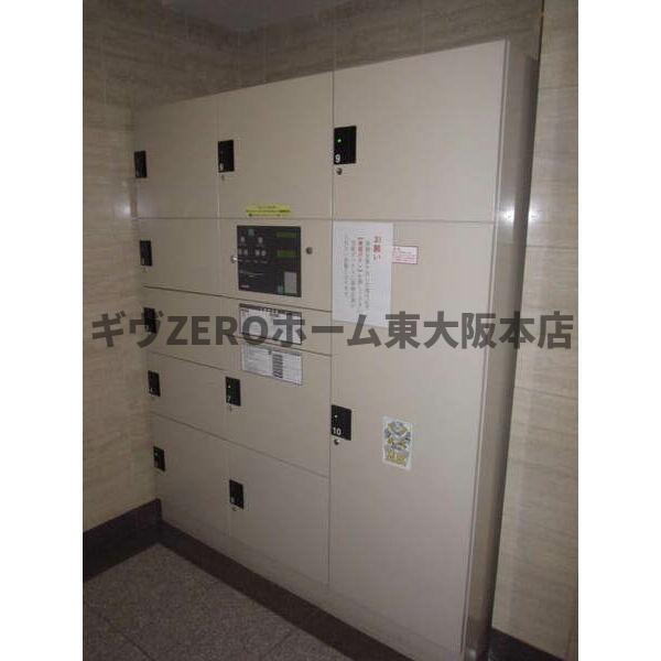 グラマシー心斎橋東のロビー