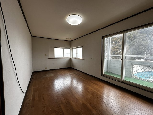 【洋室】 | 【中古住宅】湯沢市山田字上六日町 | 2F主寝室